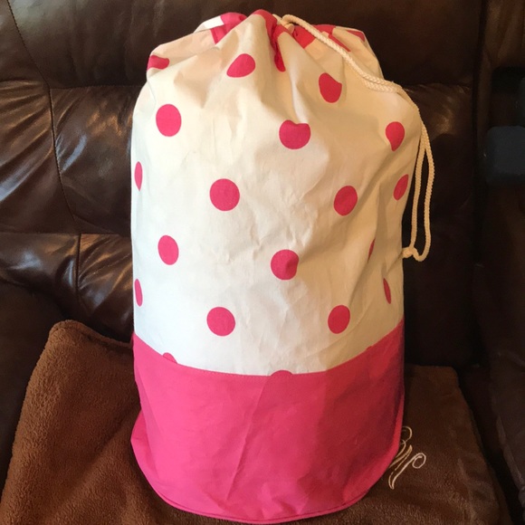 NWT Buckhead Betties Polka Dot Cinch Laundry Tote! - Picture 2 of 5